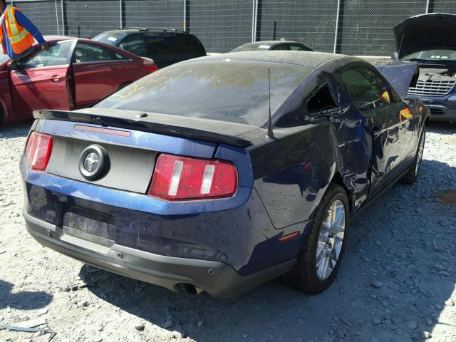 1ZVBP8AMXC5265646 - 2012 FORD MUSTANG BLUE photo 4