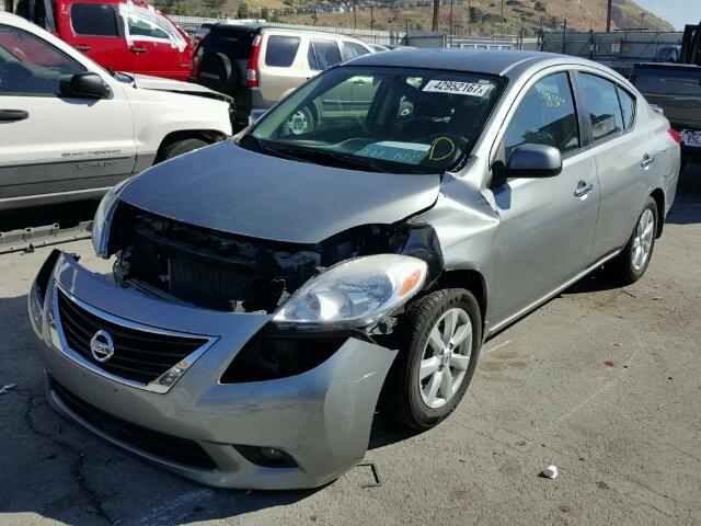 3N1CN7APXDL878260 - 2013 NISSAN VERSA S SILVER photo 2