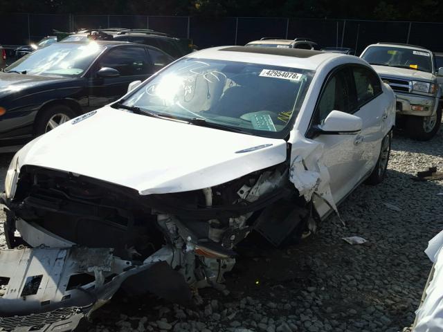 1G4GC5EG8AF306382 - 2010 BUICK LACROSSE C WHITE photo 2