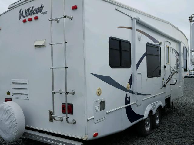 4X4FWCD288V019684 - 2008 WILD 5TH WHEEL WHITE photo 4