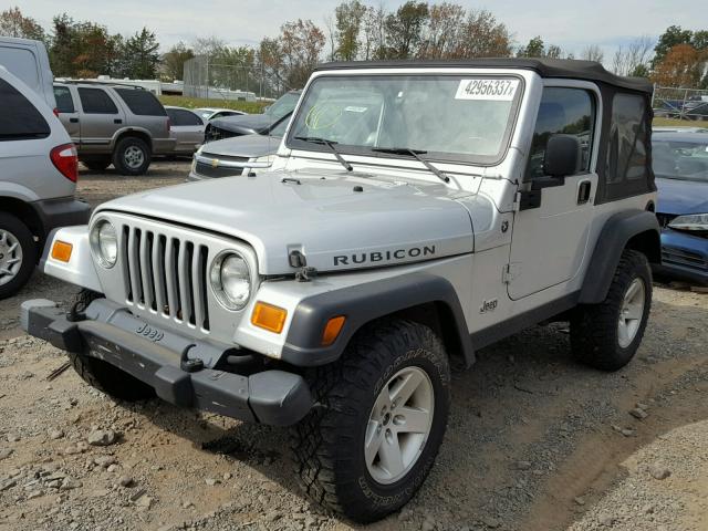 1J4FA69S95P361296 - 2005 JEEP WRANGLER / SILVER photo 2