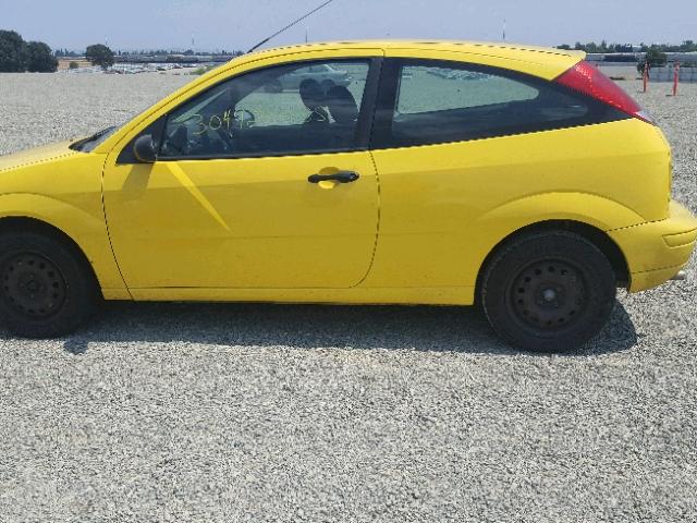 3FAFP31N95R110950 - 2005 FORD FOCUS ZX3 YELLOW photo 9
