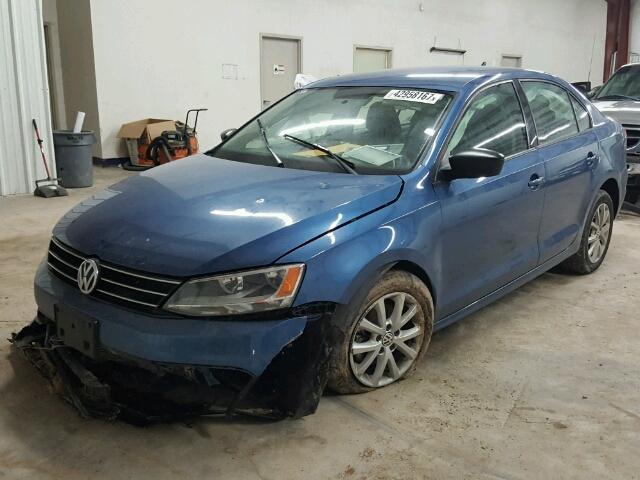 3VWD17AJXFM284061 - 2015 VOLKSWAGEN JETTA SE BLUE photo 2