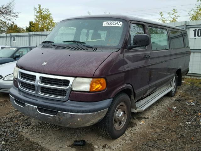 2B5WB35Y02K135882 - 2002 DODGE RAM WAGON BURGUNDY photo 2