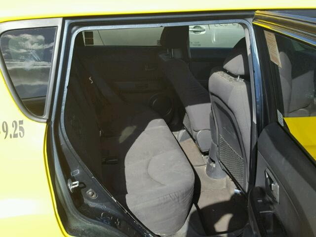 KNDJT2A23B7247076 - 2011 KIA SOUL YELLOW photo 6