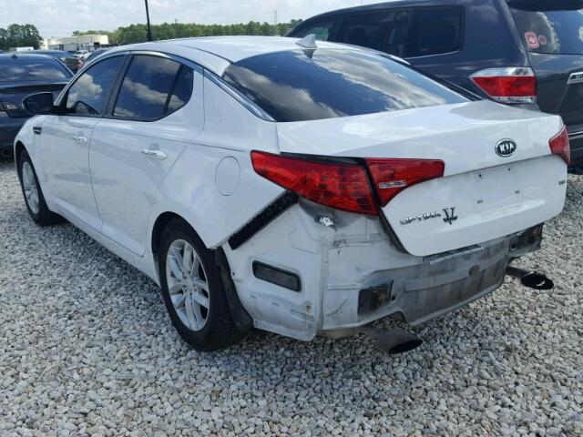 5XXGM4A75CG050465 - 2012 KIA OPTIMA LX WHITE photo 3