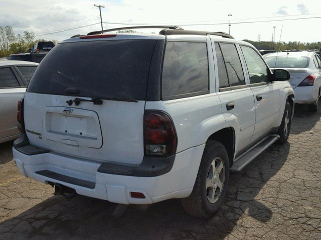 1GNDS13S262135709 - 2006 CHEVROLET TRAILBLAZE WHITE photo 4