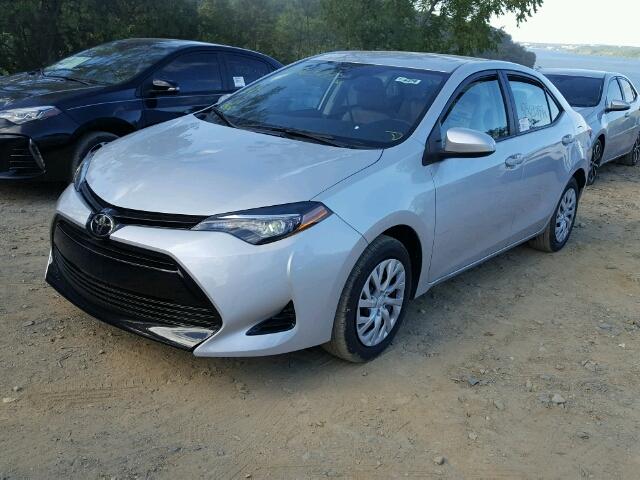 5YFBURHE2HP691440 - 2017 TOYOTA COROLLA L SILVER photo 2