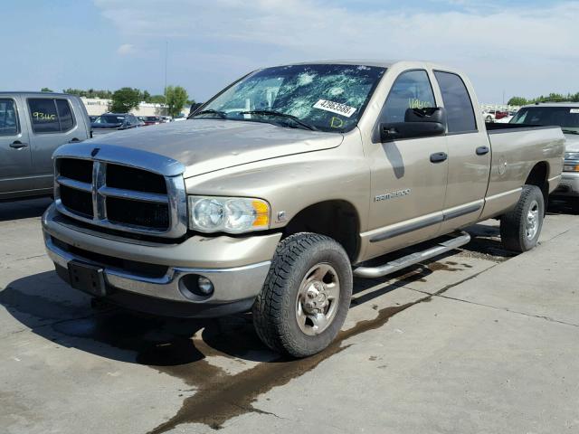 3D7KU28C04G109945 - 2004 DODGE RAM 2500 S ოქროსფერი ფოტო 2
