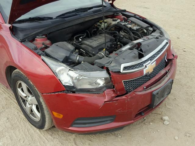 1G1PE5S91B7222834 - 2011 CHEVROLET CRUZE LT MAROON photo 9