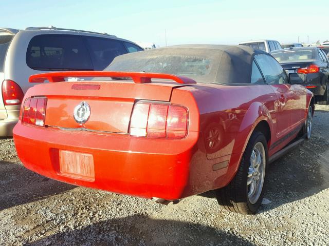 1ZVFT84N765154803 - 2006 FORD MUSTANG RED photo 4