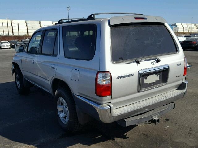 JT3GN86R820240344 - 2002 TOYOTA 4RUNNER SILVER photo 3