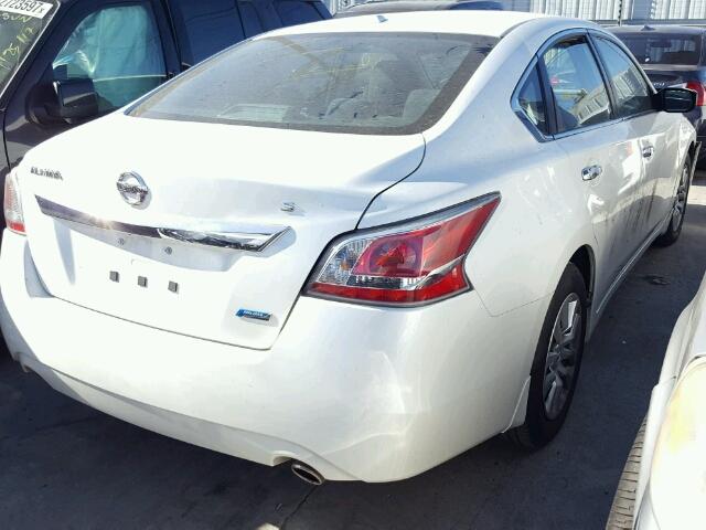 1N4AL3AP2EC322868 - 2014 NISSAN ALTIMA 2.5 WHITE photo 4