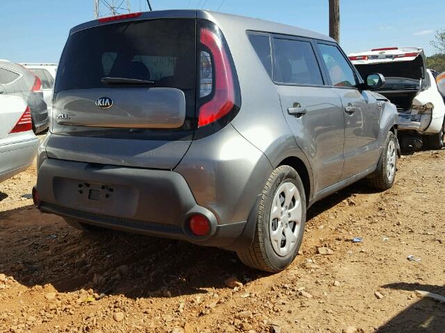 KNDJN2A2XF7206766 - 2015 KIA SOUL GRAY photo 4