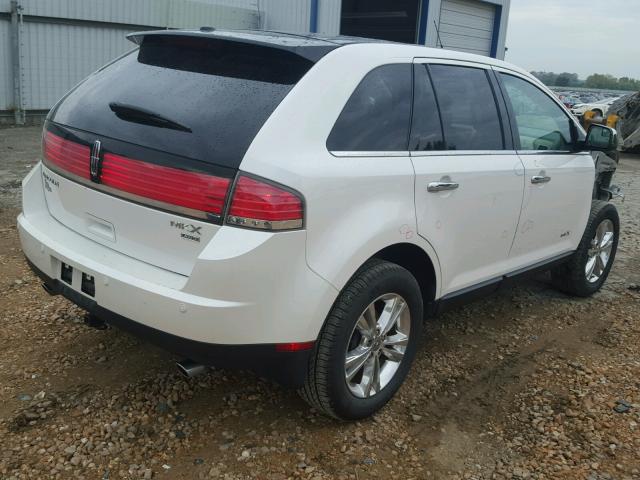 2LMDJ8JC3ABJ25824 - 2010 LINCOLN MKX WHITE photo 4