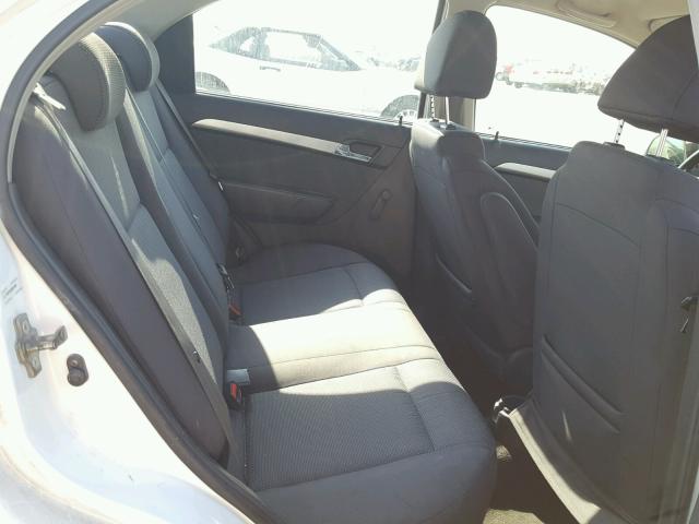 KL1TD5DE8AB067009 - 2010 CHEVROLET AVEO LS WHITE photo 6