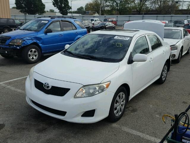 JTDBL40E799056545 - 2009 TOYOTA COROLLA WHITE photo 2