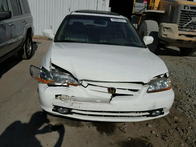 1HGCG16532A063237 - 2002 HONDA ACCORD EX WHITE photo 9