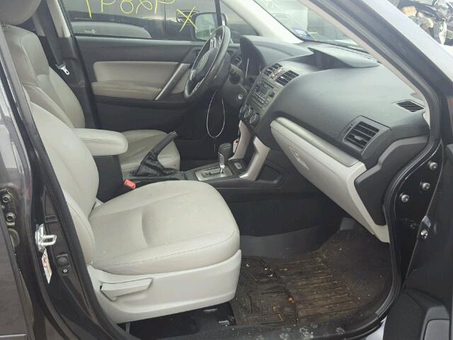 JF2SJAHC0EH437260 - 2014 SUBARU FORESTER 2 GRAY photo 5