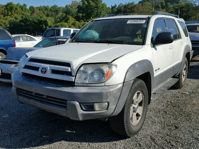 JTEBU14R330005365 - 2003 TOYOTA 4RUNNER WHITE photo 2