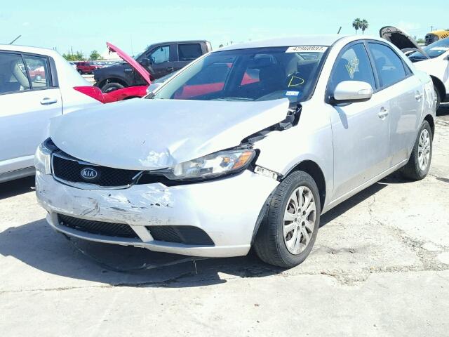 KNAFU4A2XA5261417 - 2010 KIA FORTE EX SILVER photo 2