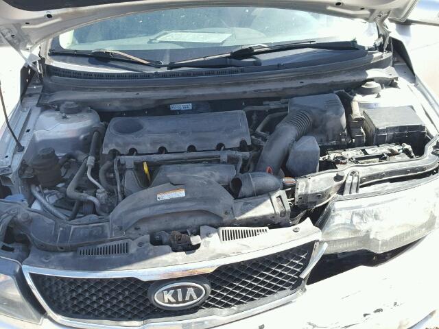 KNAFU4A2XA5261417 - 2010 KIA FORTE EX SILVER photo 7