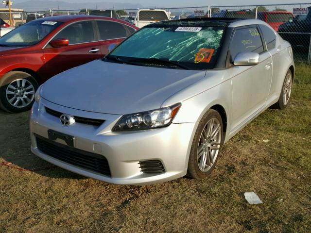 JTKJF5C79C3035298 - 2012 TOYOTA SCION TC 银色 照片 2