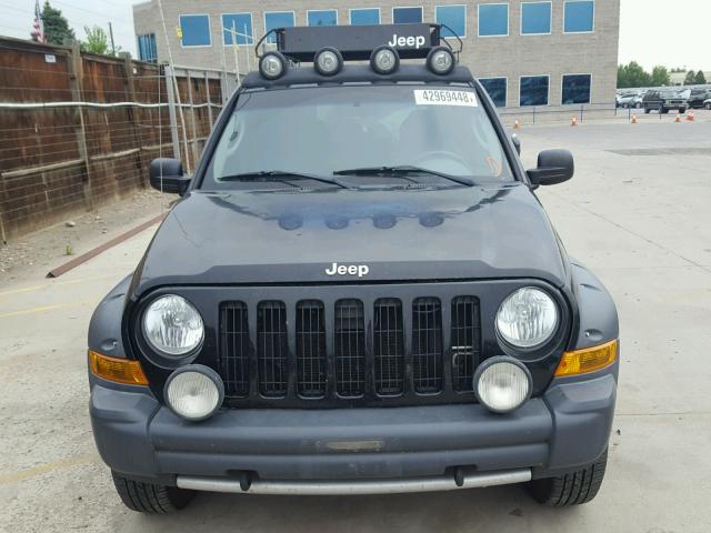 1J4GL38K76W166223 - 2006 JEEP LIBERTY RE BLACK photo 9