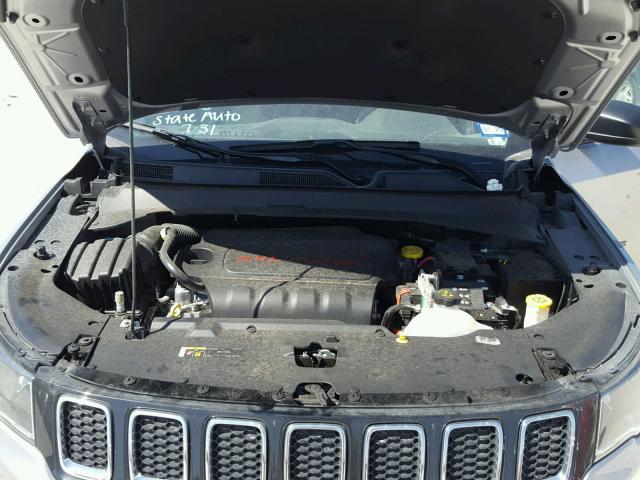 3C4NJCAB3JT133442 - 2018 JEEP COMPASS SP 银色 照片 7