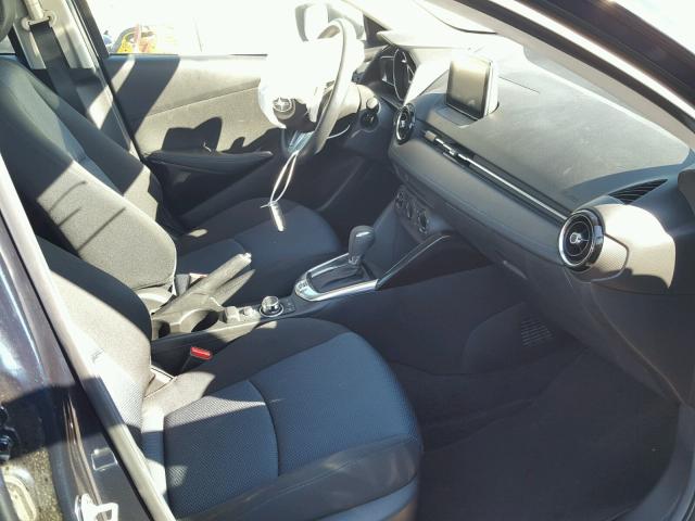 3MYDLBZV4GY124793 - 2016 TOYOTA SCION IA BLUE photo 5