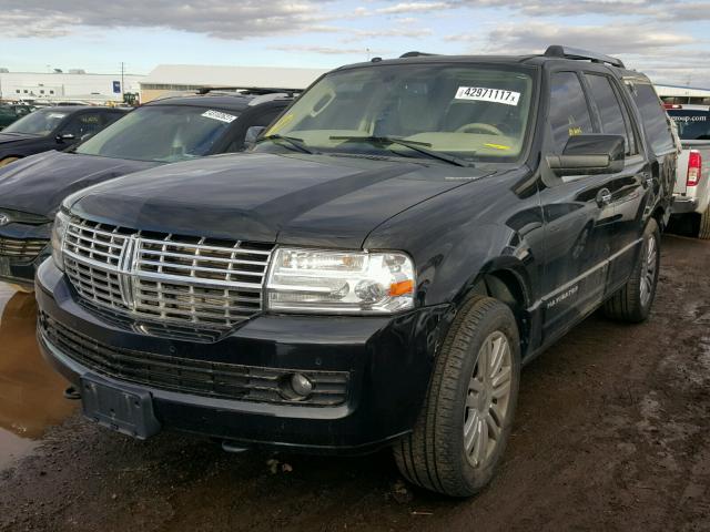 5LMJJ2J50AEJ08266 - 2010 LINCOLN NAVIGATOR შავი ფოტო 2