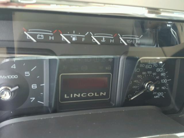 5LMJJ2J50AEJ08266 - 2010 LINCOLN NAVIGATOR შავი ფოტო 8