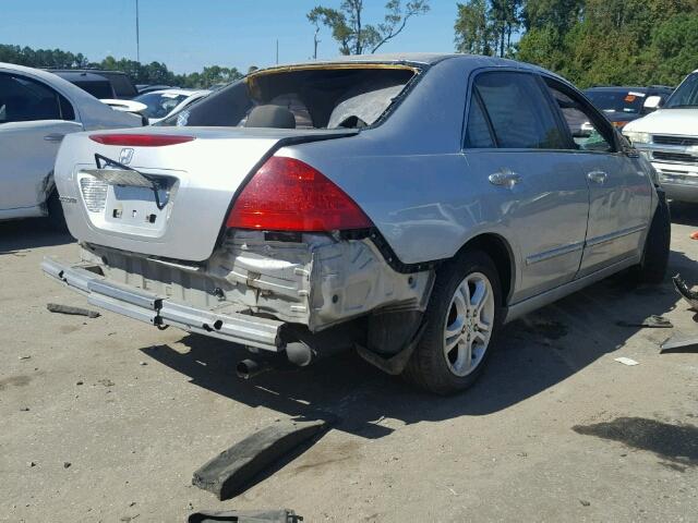 1HGCM56357A137425 - 2007 HONDA ACCORD SE GRAY photo 4