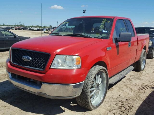 1FTPX12504KD93517 - 2004 FORD F150 RED photo 2