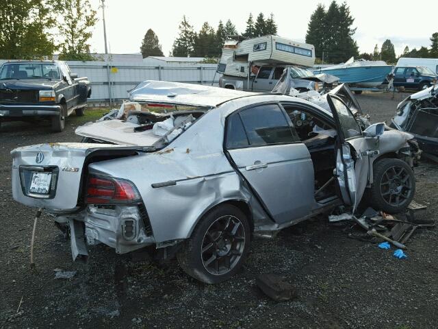 19UUA76567A042205 - 2007 ACURA TL TYPE S SILVER photo 4