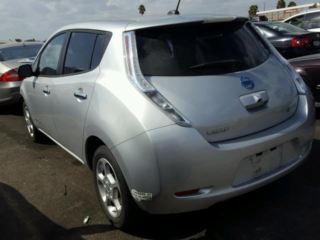 1N4AZ0CPXDC404937 - 2013 NISSAN LEAF S SILVER photo 3