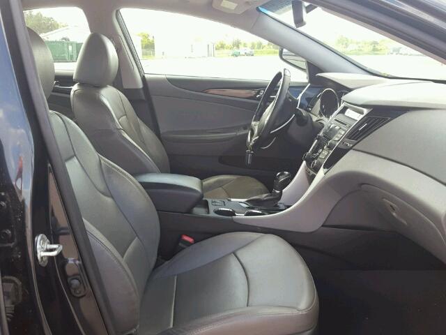 5NPEC4AC6DH716312 - 2013 HYUNDAI SONATA SE 黑色 照片 5