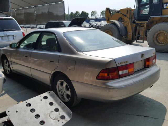 JT8BF22G0V5005625 - 1997 LEXUS ES 300 TAN photo 3