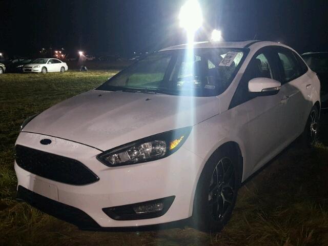 1FADP3H21HL246382 - 2017 FORD FOCUS WHITE photo 2