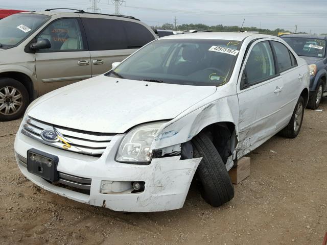 3FAHP07177R234827 - 2007 FORD FUSION SE WHITE photo 2