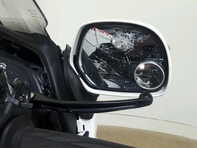 JH2SC68G2CK000649 - 2012 HONDA GL1800 SILVER photo 13