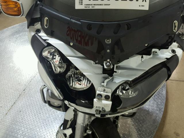 JH2SC68G2CK000649 - 2012 HONDA GL1800 SILVER photo 17