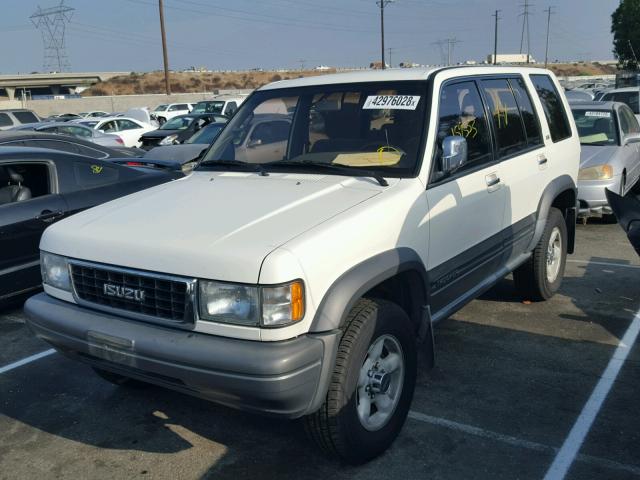 JACDJ58V5T7906893 - 1996 ISUZU TROOPER S WHITE photo 2