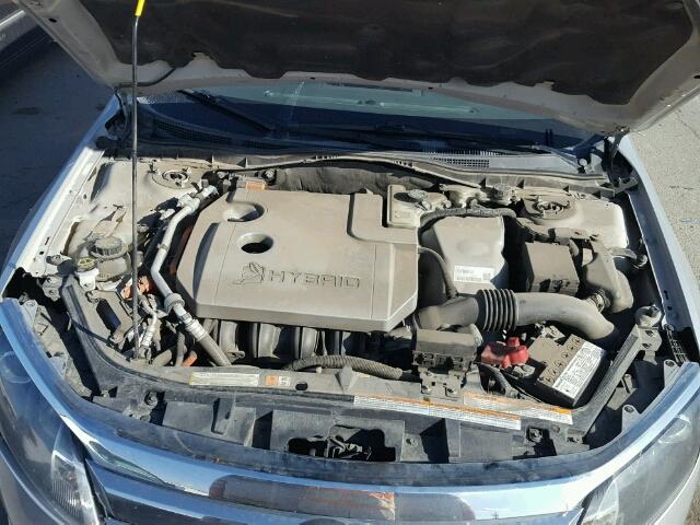 3FADP0L32AR395745 - 2010 FORD FUSION SILVER photo 7