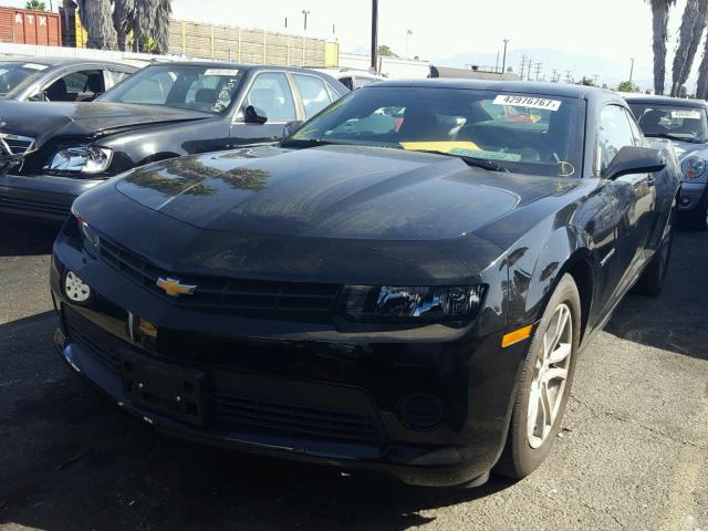 2G1FB1E34F9309586 - 2015 CHEVROLET CAMARO LS BLACK photo 2