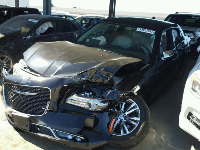 2C3CCAEGXFH755455 - 2015 CHRYSLER 300C BLACK photo 2