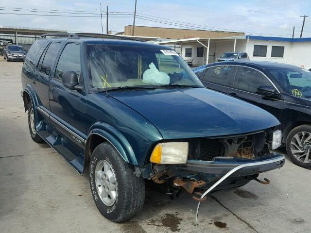 1GNDT13W3V2252147 - 1997 CHEVROLET BLAZER GREEN photo 1