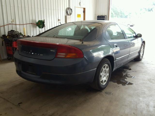 2B3HD46R62H275800 - 2002 DODGE INTREPID S GRAY photo 4