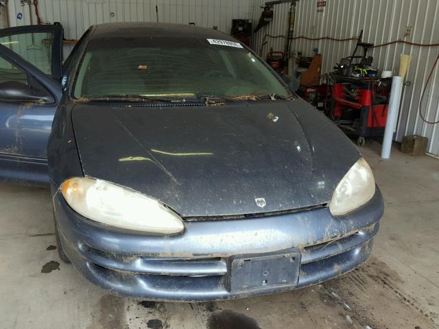 2B3HD46R62H275800 - 2002 DODGE INTREPID S GRAY photo 9