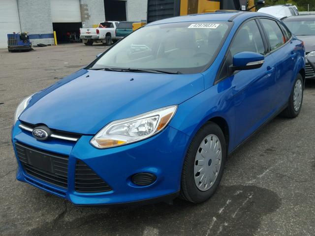 1FADP3F27DL177498 - 2013 FORD FOCUS BLUE photo 2